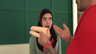 Macarena Lewis A Woman In Hijab Needs To Use Both Holes sister caught brother