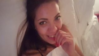 Brunette stepsister records herself in her bed youngporn