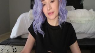 AuroraXoxo solo queerpixel