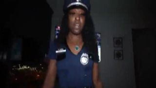 Police Knocks वेस्टइंडीज सेक्स